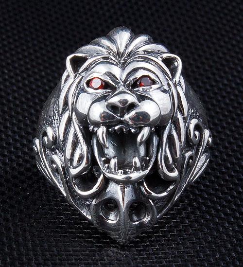 Anéis masculinos em prata esterlina Garnet Lion Lord