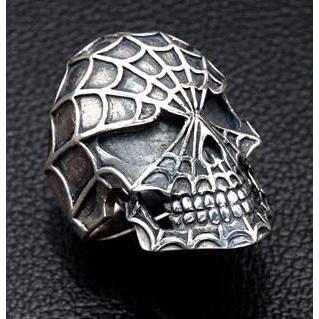 Серебряное кольцо с изображением черепа паука и человека-паука