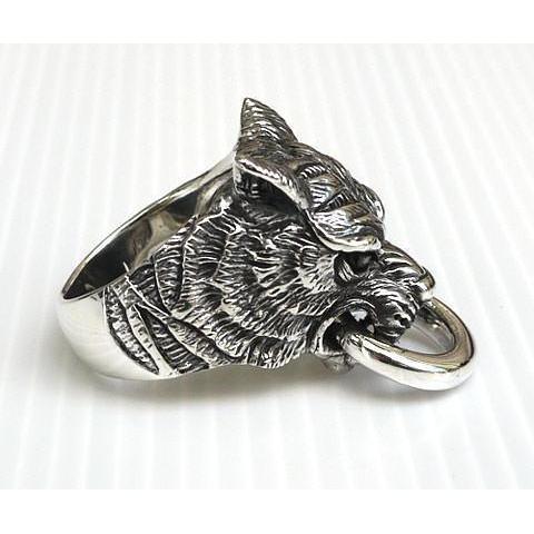 Ring aus Sterlingsilber mit Tigerkopf